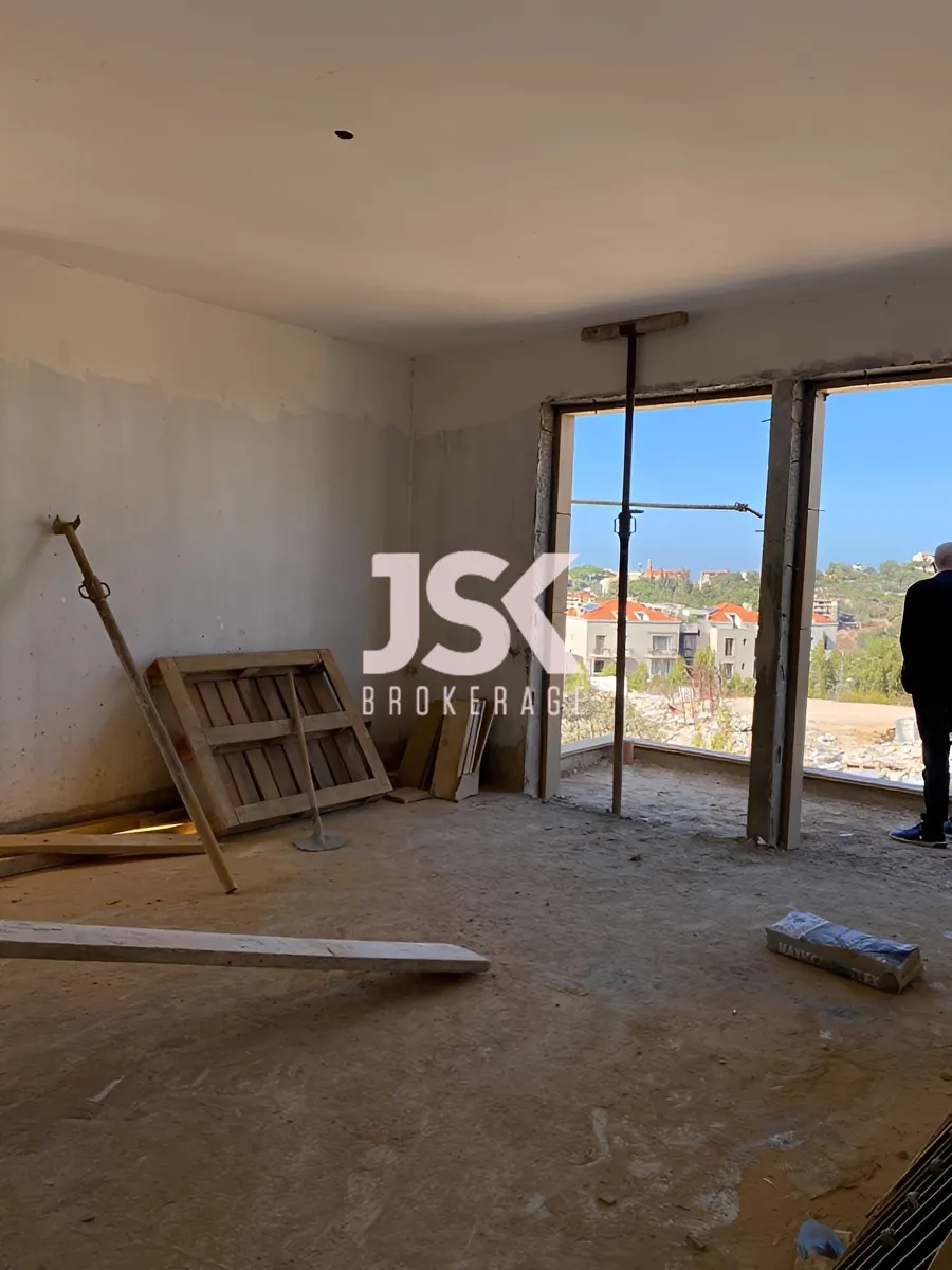 Apartment for Sale in Aatchane, Lebanon - 1 bed, 1 bath