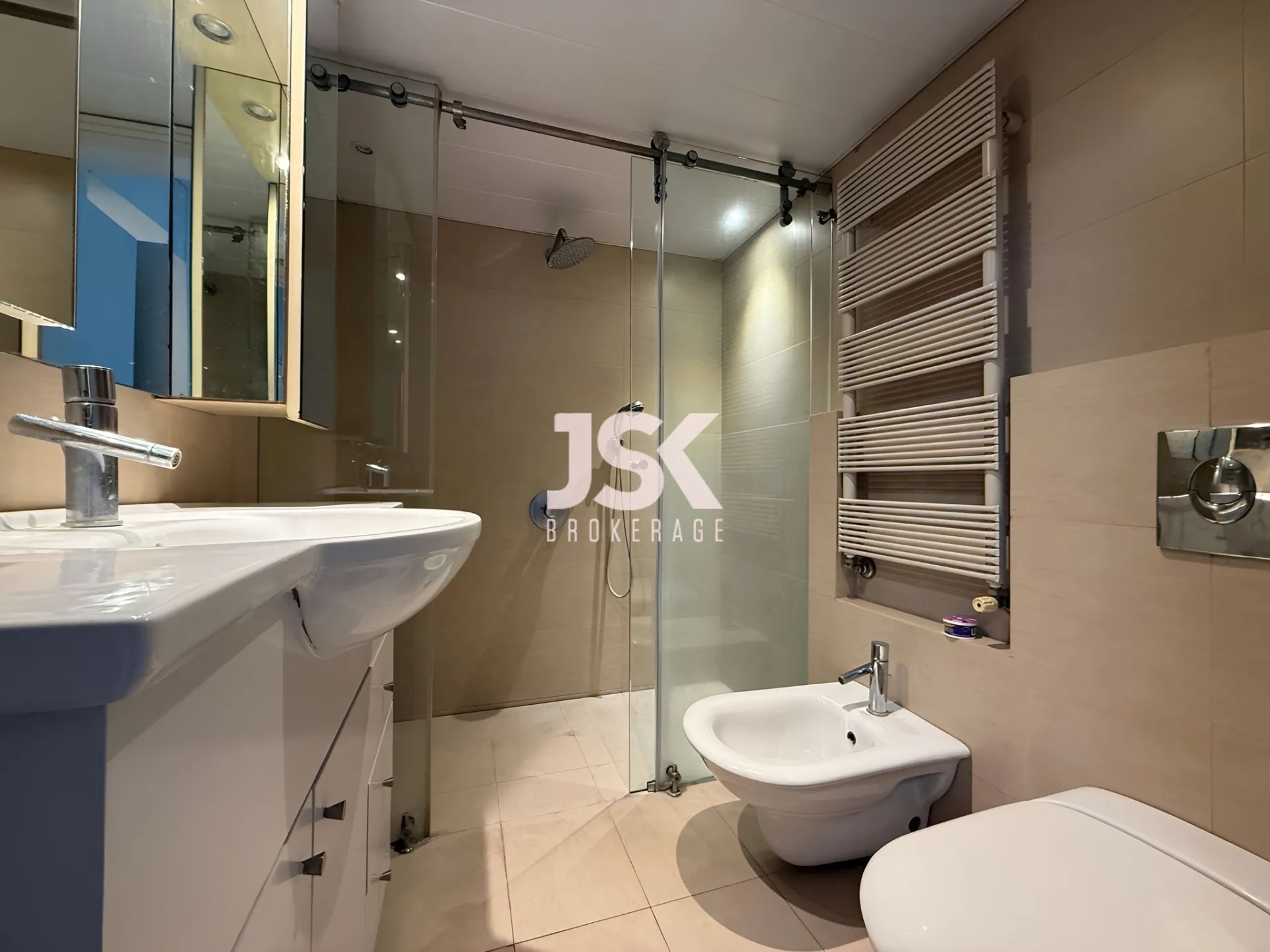 Apartment for Rent in Achrafieh