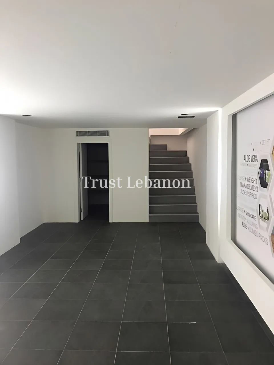 Shop for rent in Zalqa, Lebanon