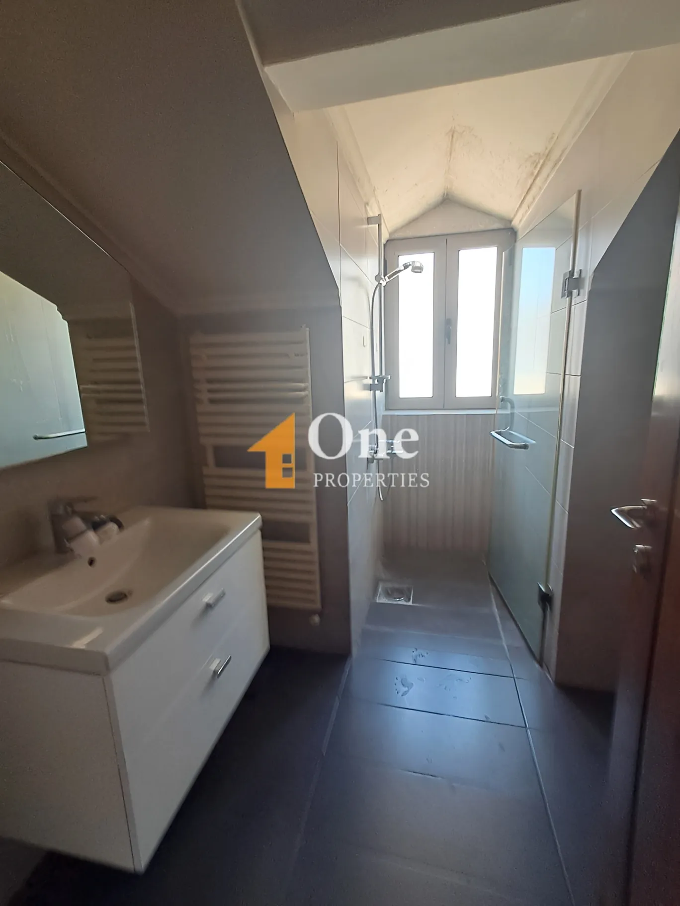 Apartment for rent in Kfar Hbab, Lebanon