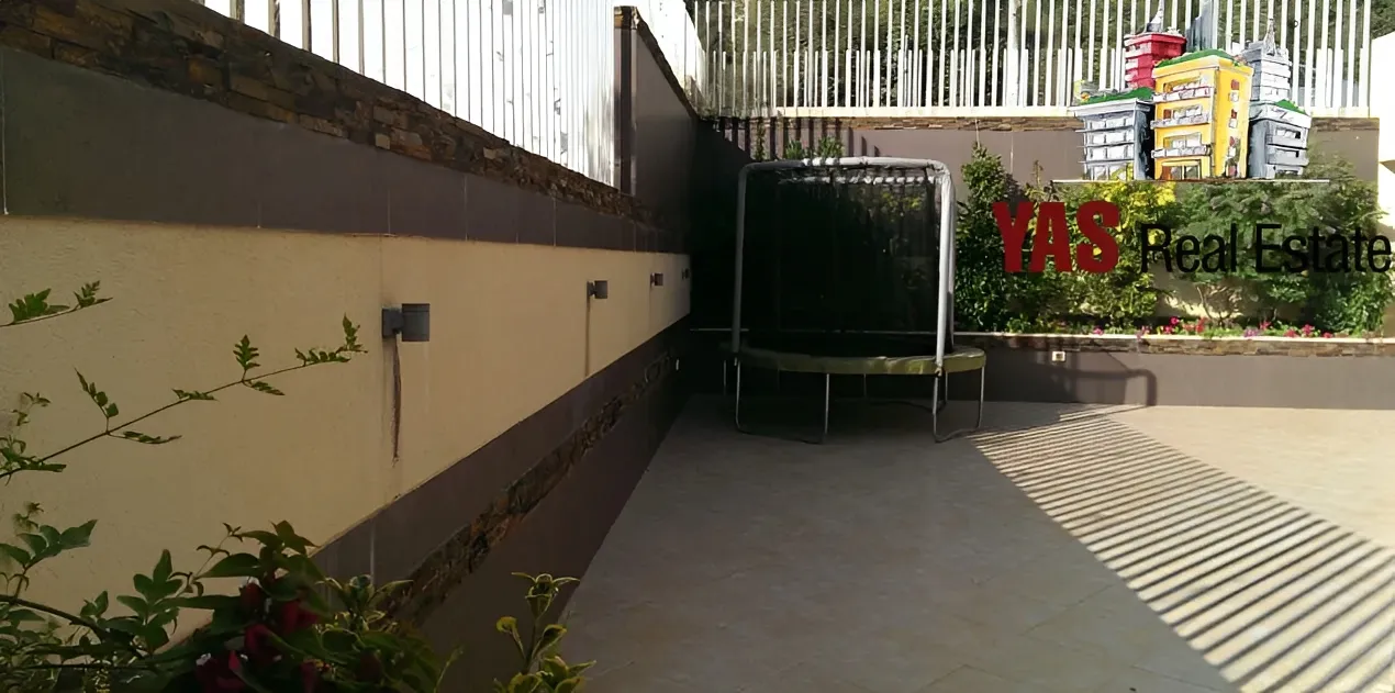 Apartment for Sale in Ballouneh