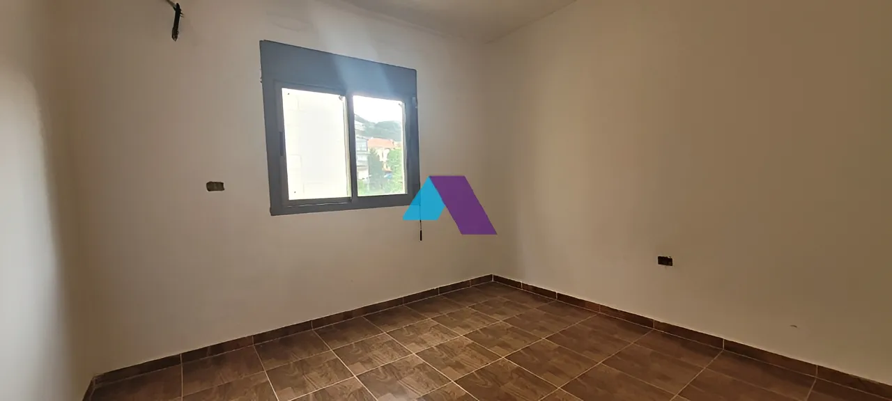 Apartment for Sale in Broummana - 3 bed, 2 bath