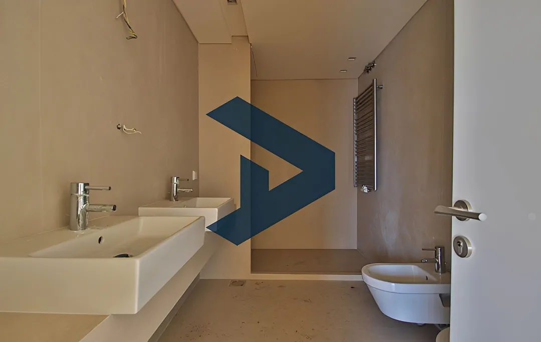 Apartment for sale in Ain El Tineh, Beirut, Lebanon