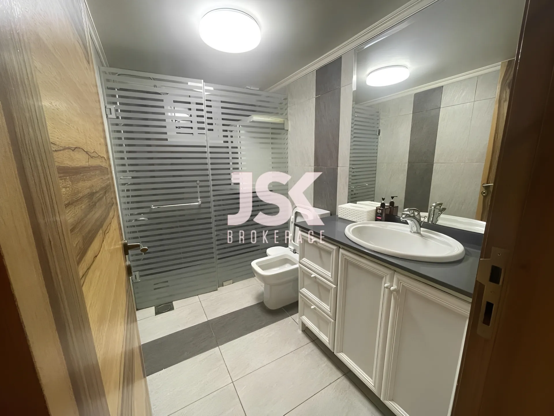 Apartment for Sale in Halat, Lebanon - 3 bed, 3 bath