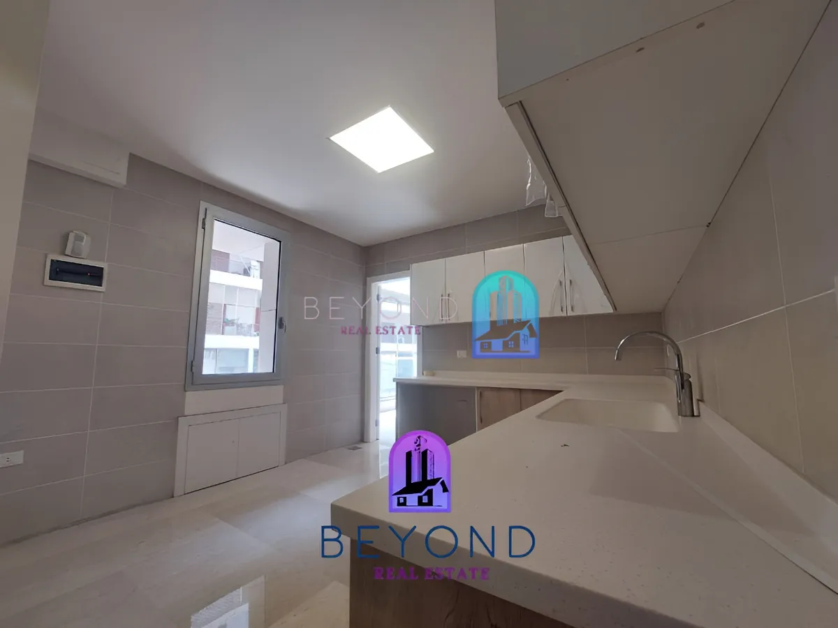 Apartment for rent in Ras Al Naba'a, Beirut, Lebanon