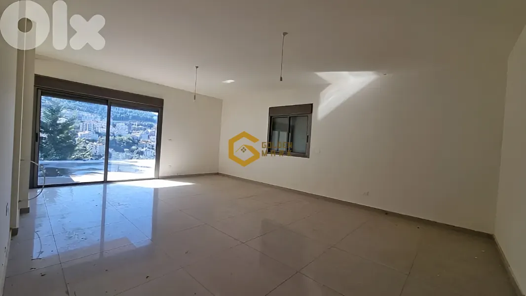 Apartment for Sale in Ain Aalaq