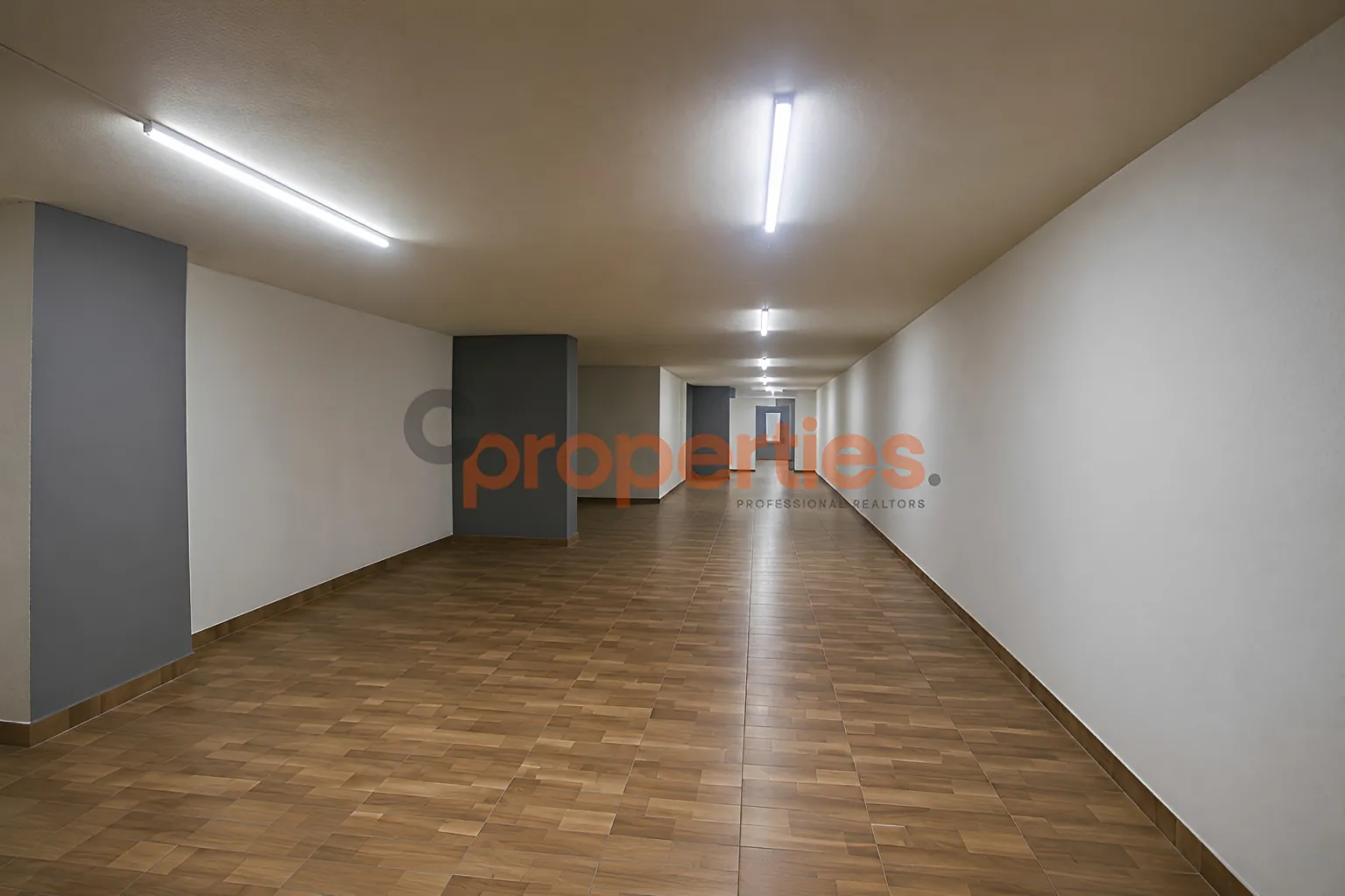 Showroom for Rent in Mansourieh