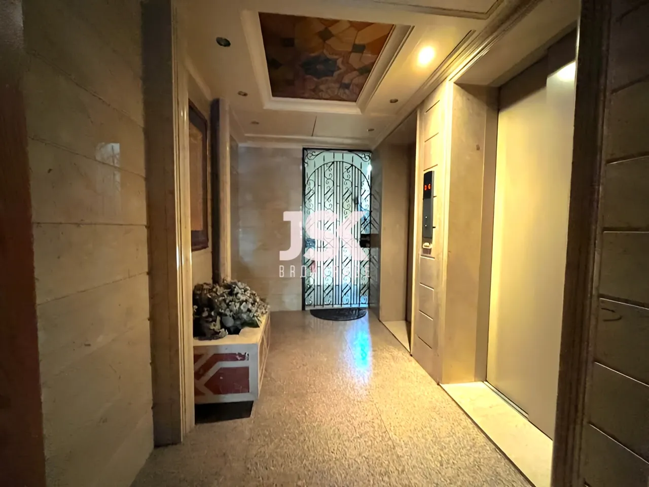 Apartment for Sale in Ras Beirut