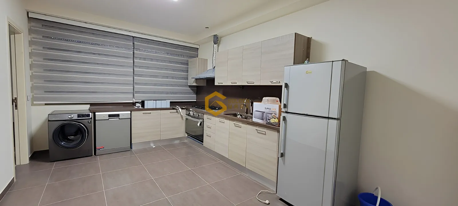 Apartment for Sale in Adma w Dafnah - 3 bed, 3 bath