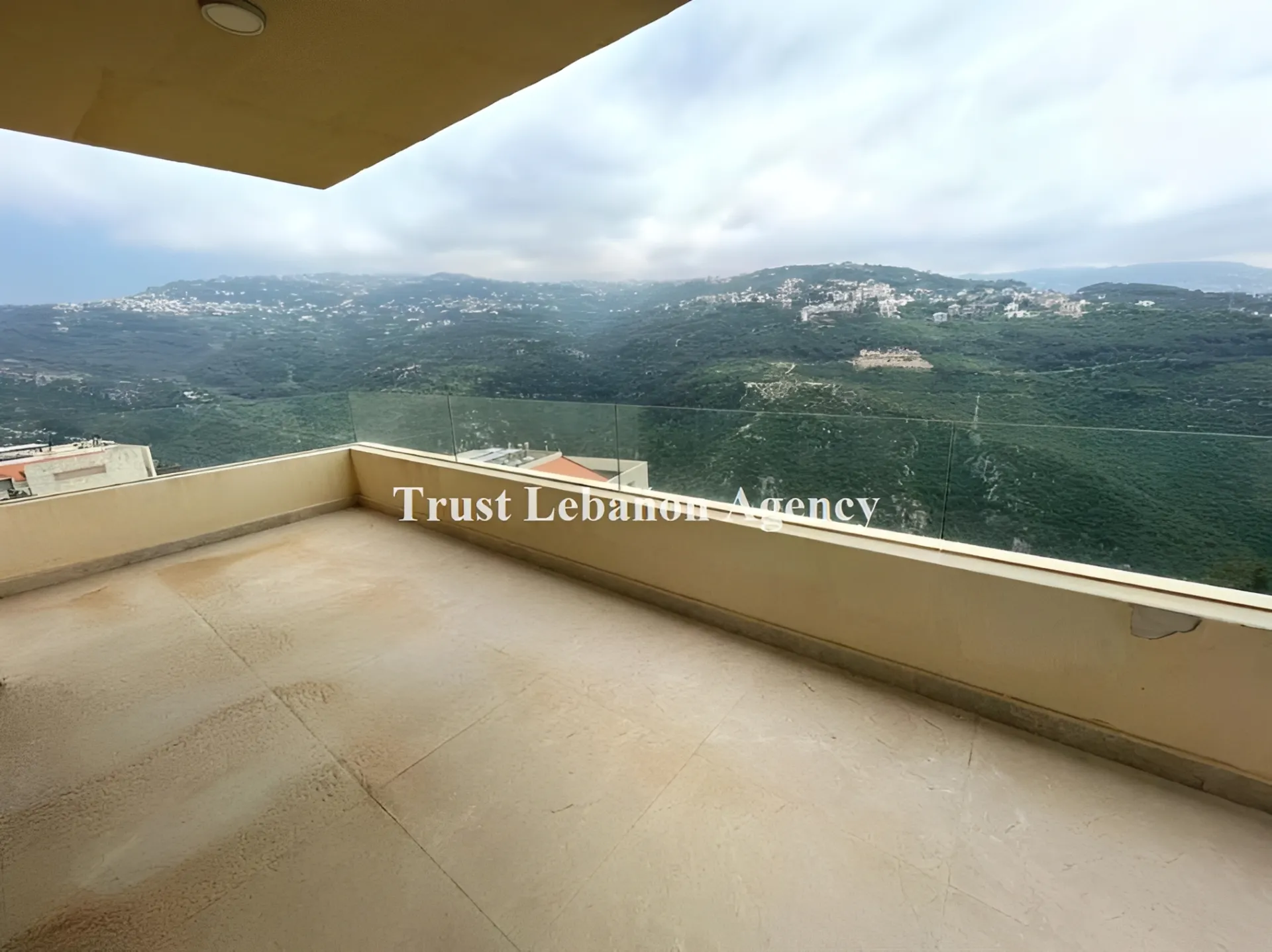 Apartment for Sale in Metn Monteverde Lebanon - 3 bed, 4 bath