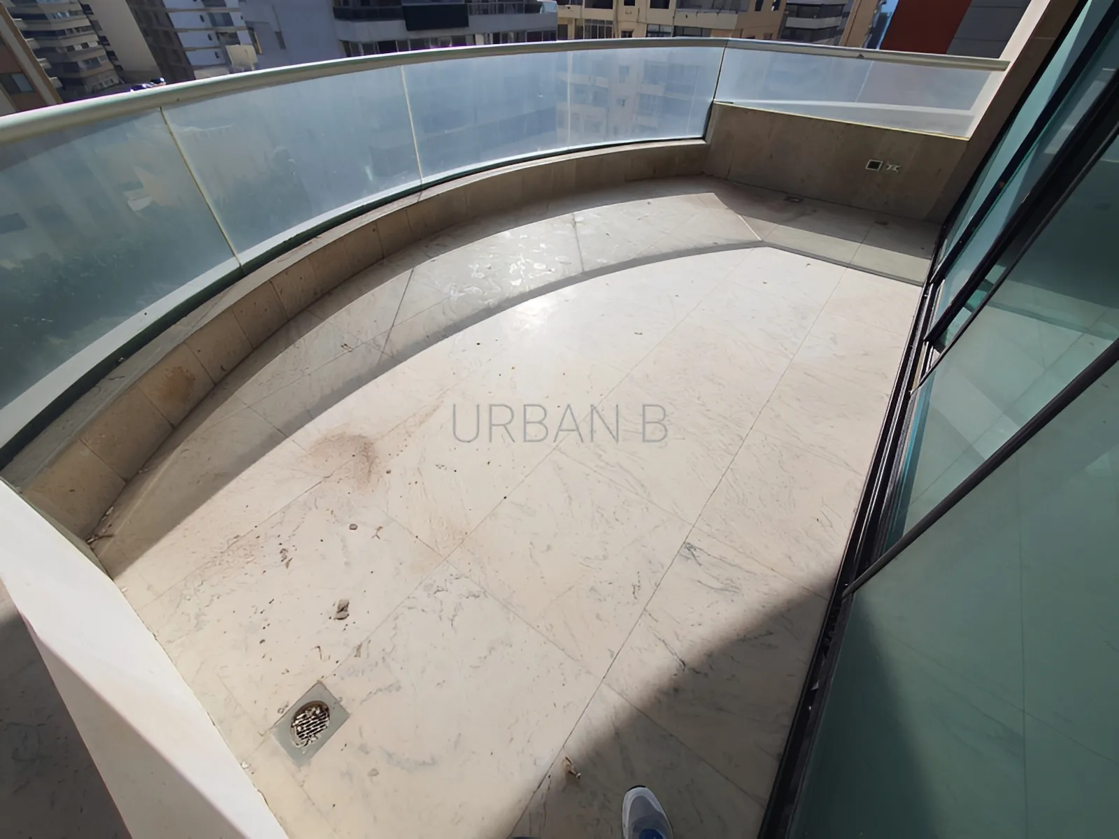 Residential in Ramlet el baida, beirut, lebanon - 3 bed, 4.0 bath