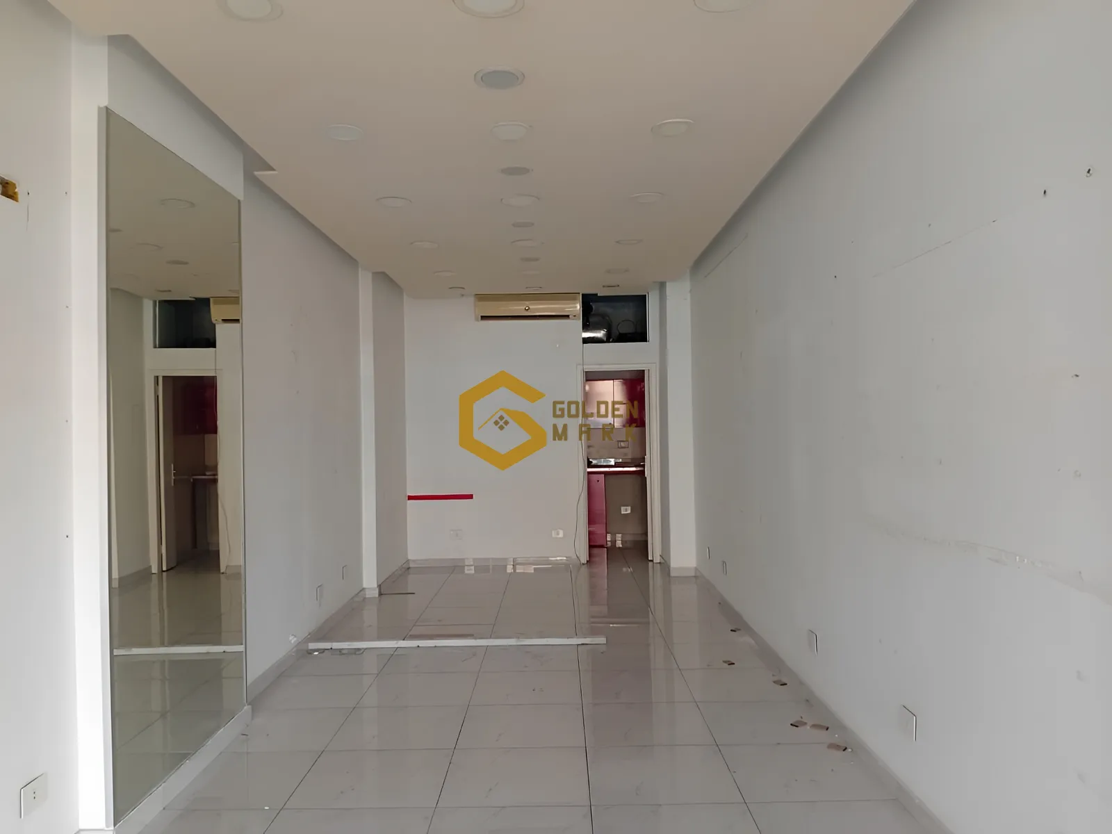 Shop for rent in Mazraat Yachoua