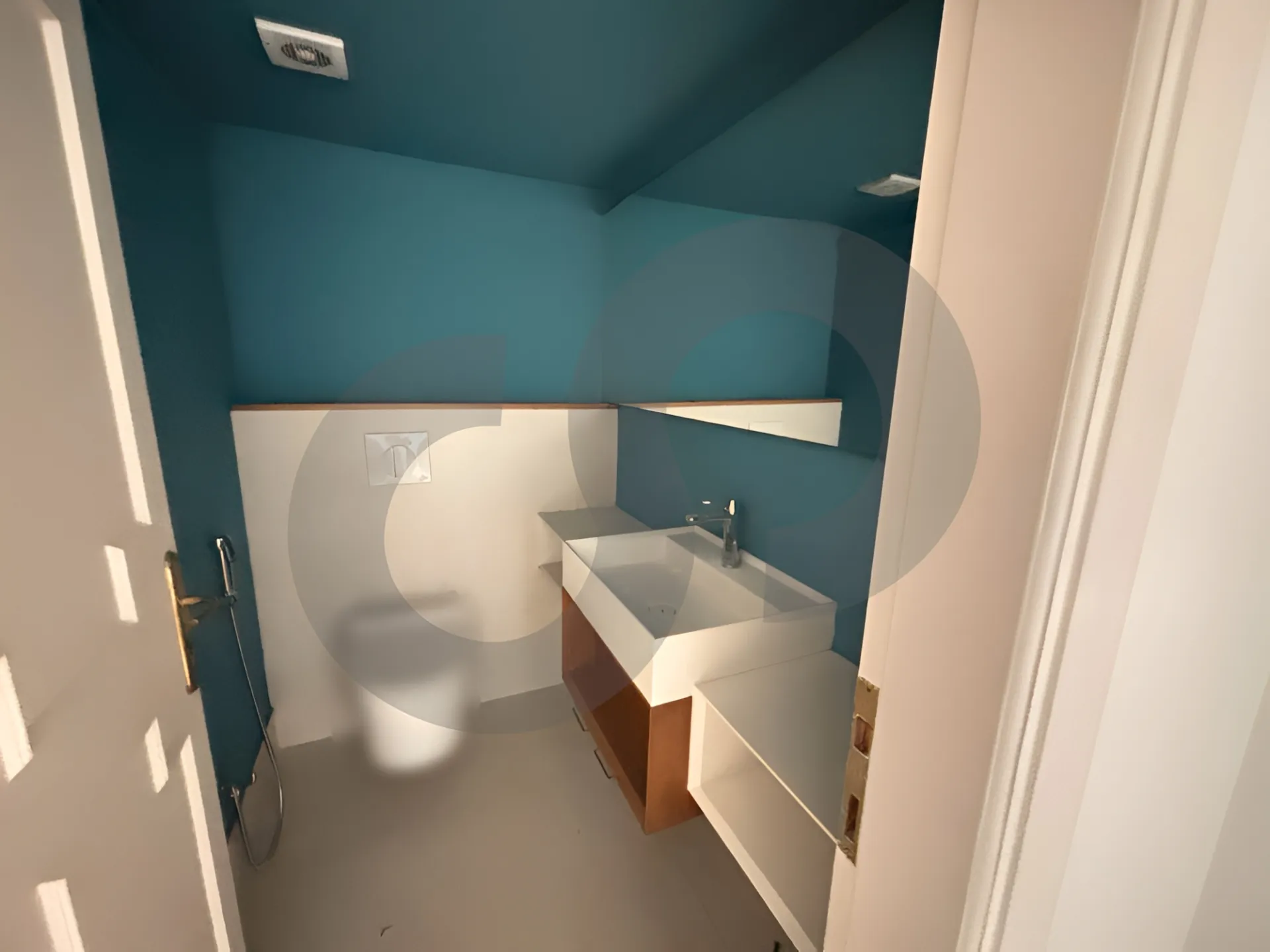 Apartment for Sale in Ain Al Mraiseh - 3 bed, 4 bath
