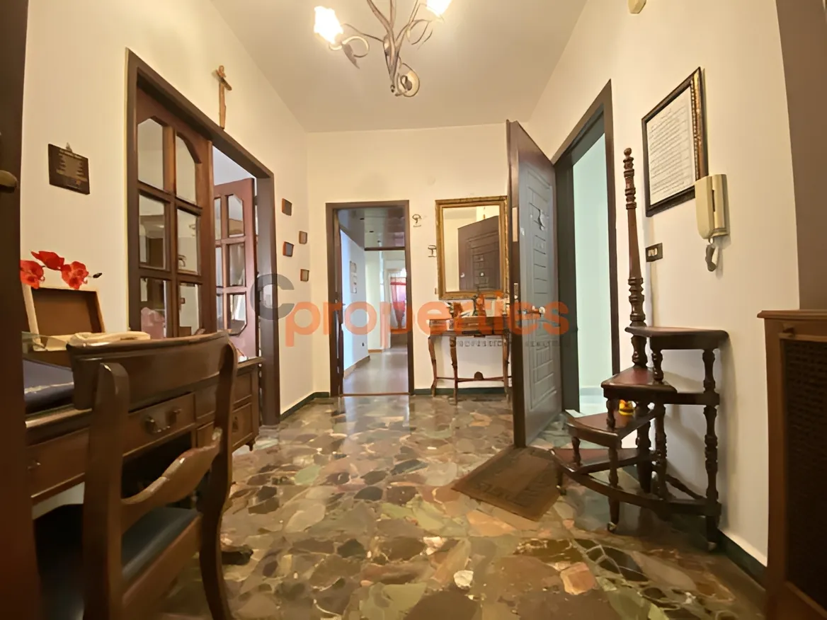 Apartment for Sale in Zalqa - 3 bed, 2 bath