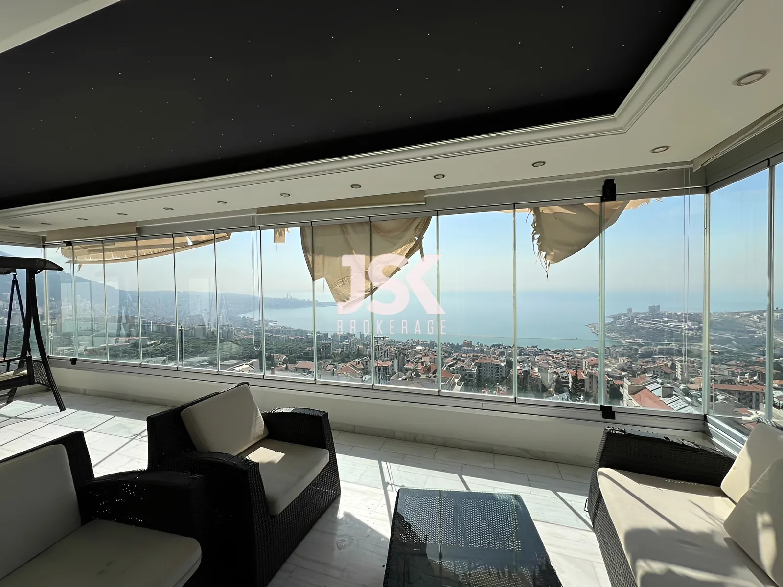 Apartment for Rent in Kfar Hbab - 3 bed, 4 bath