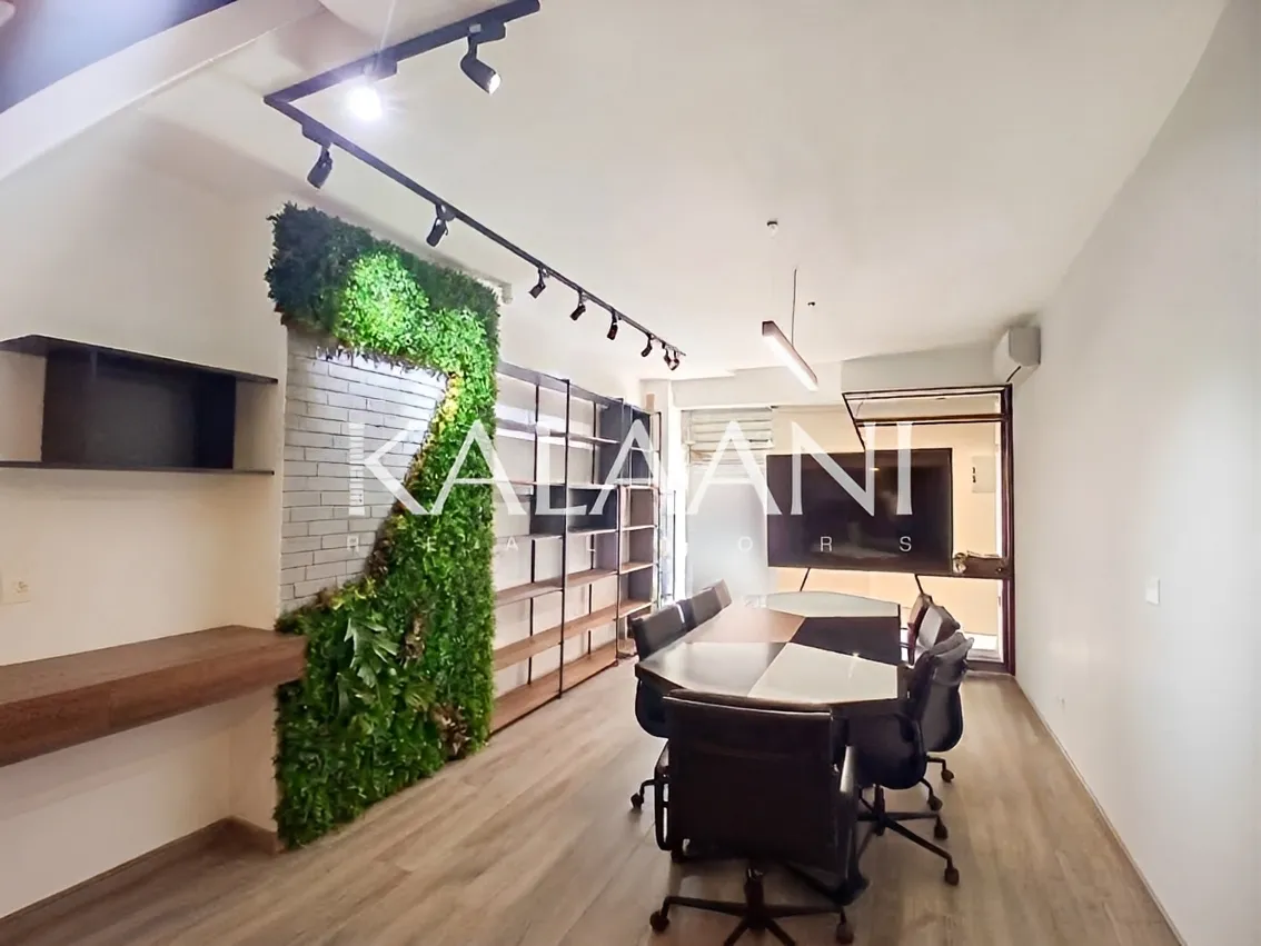 Office for sale in Ain El Remmaneh