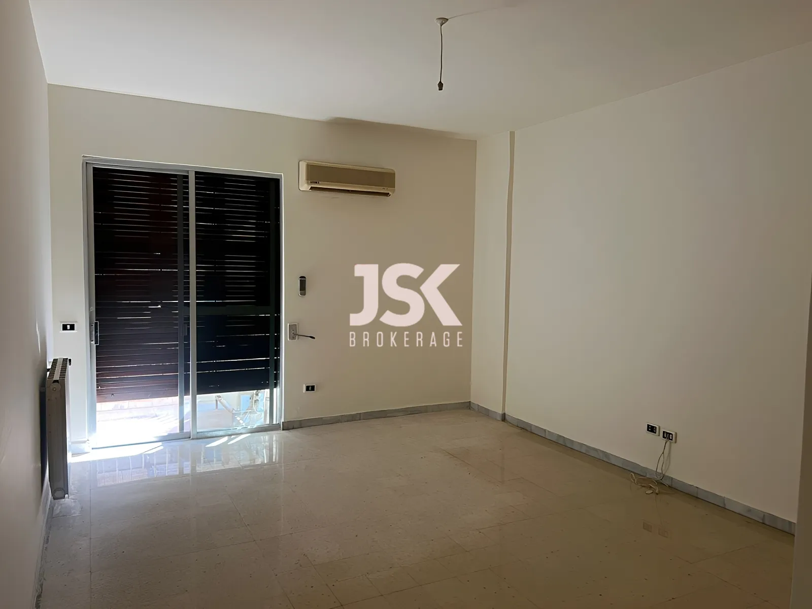 Apartment for Sale in Dawhet Aramoun