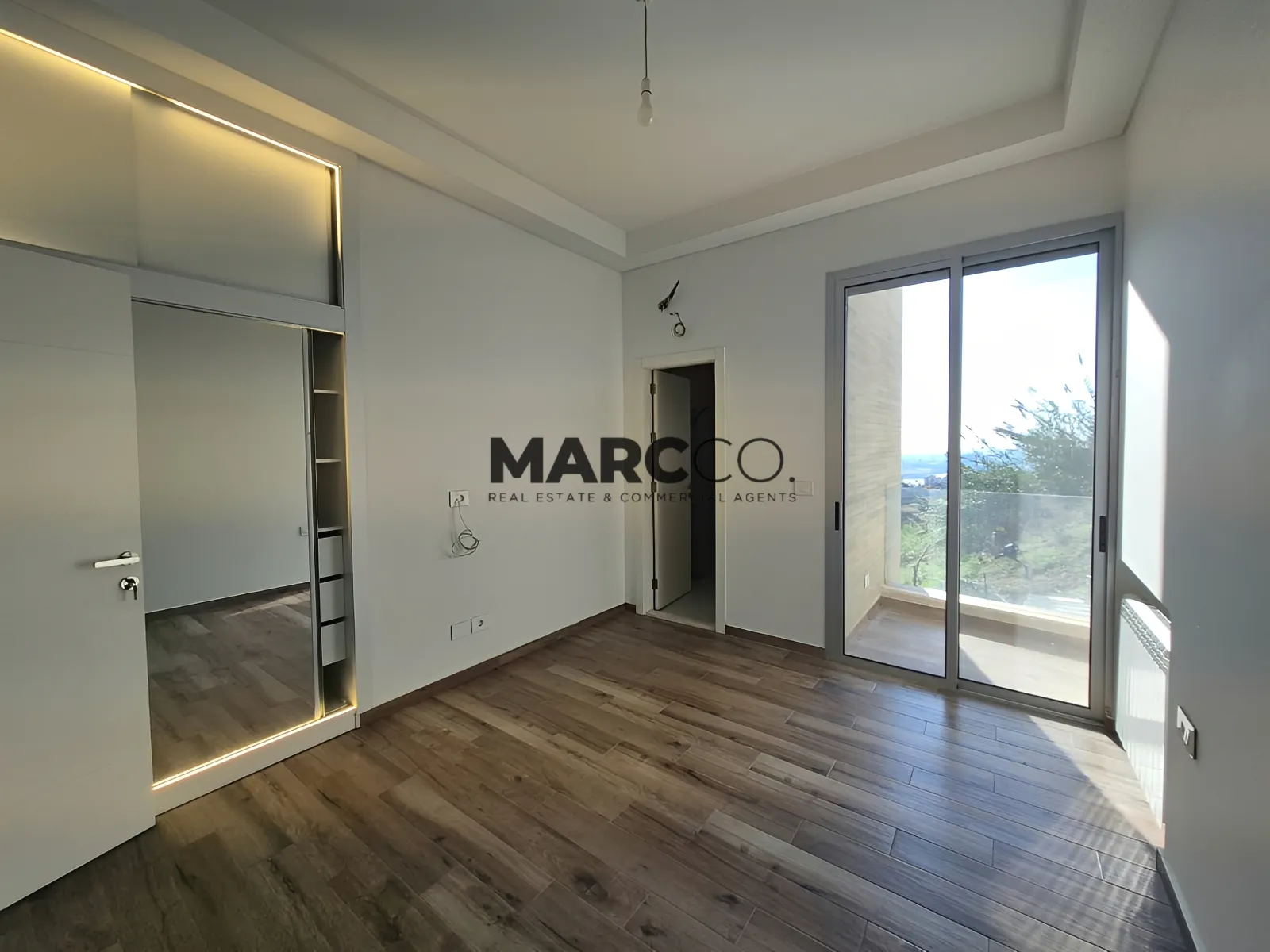 Apartment for sale in Bayada
