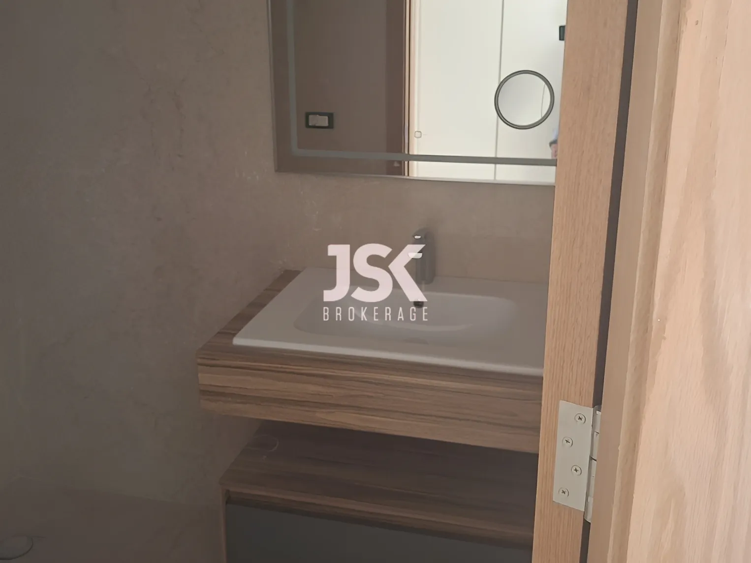 Apartment for Sale in Ras
