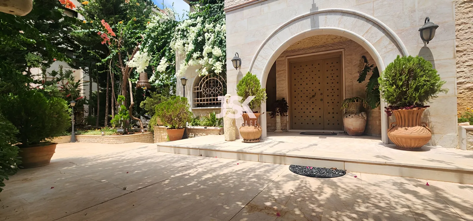 Villa for Sale in Mansourieh