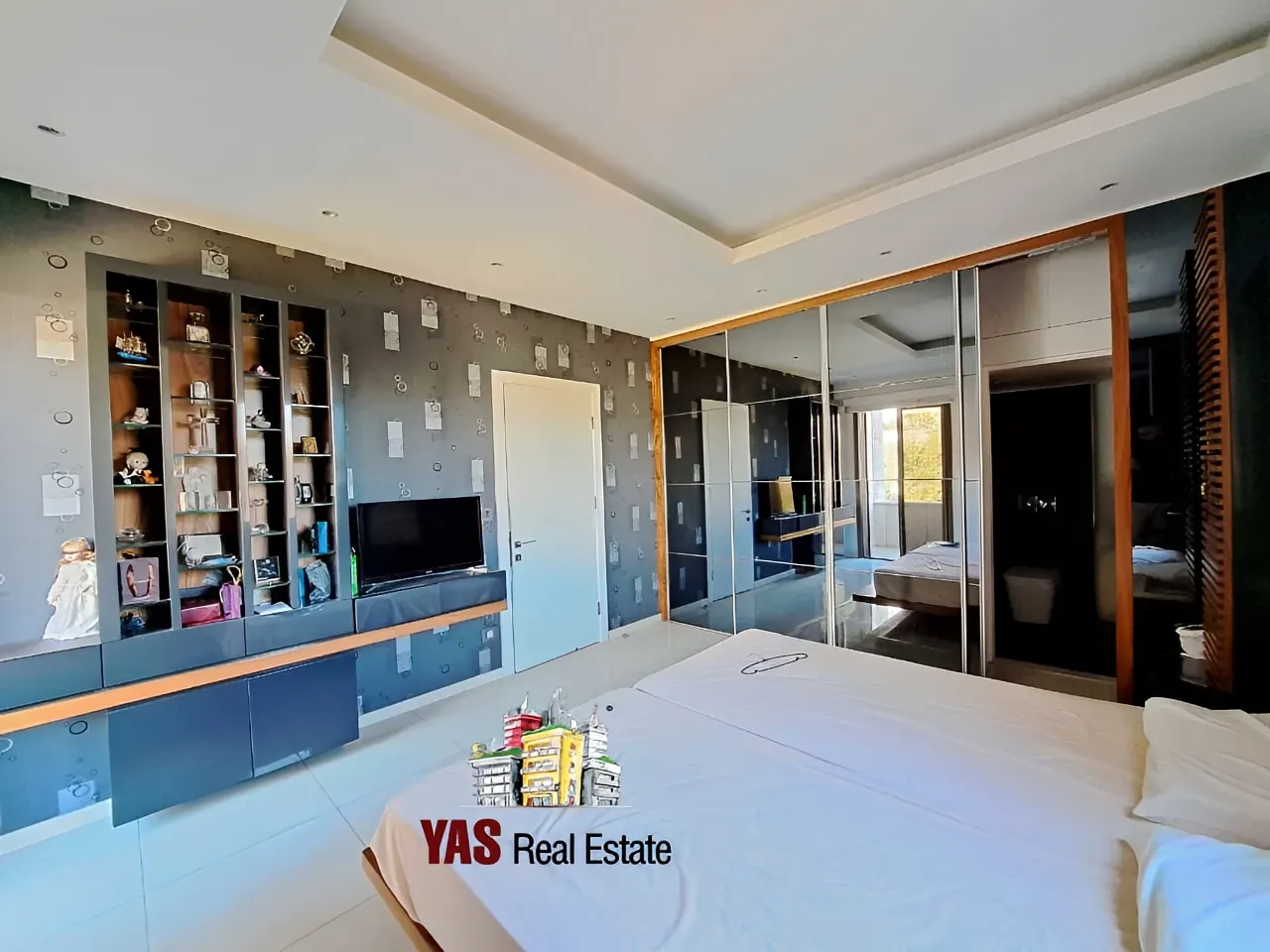 Apartment for Sale in Faytroun - 4 bed, 6 bath