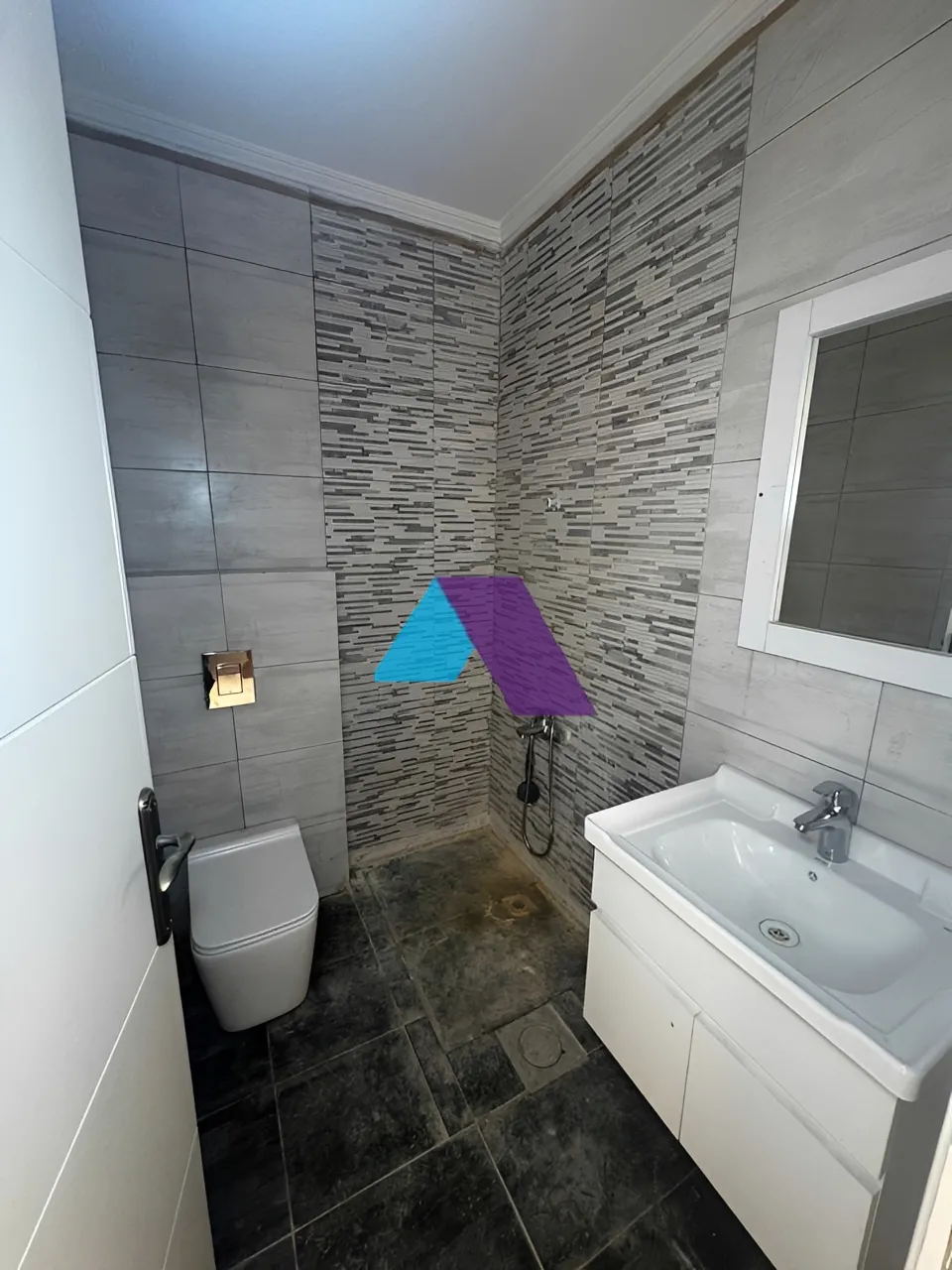 Apartment for Sale in Bsalim