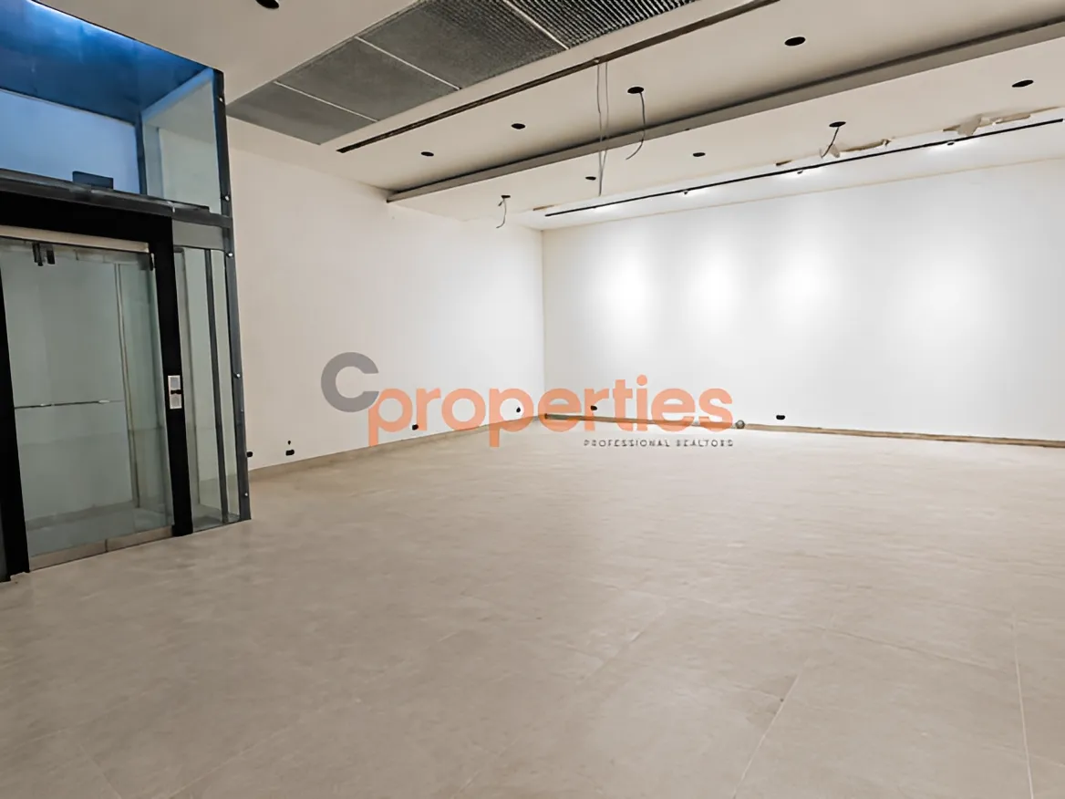 Showroom for Rent in Downtown