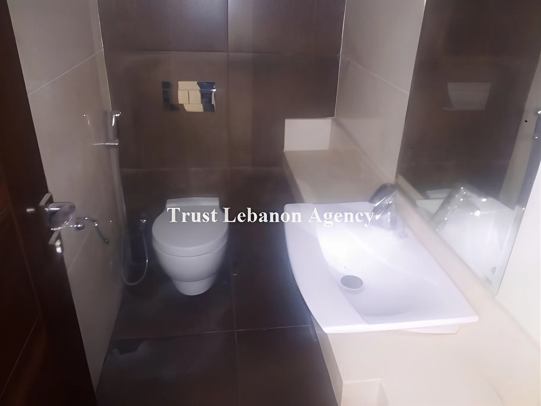 Apartment for Rent in Achrafieh Sodeco - 3 bed, 4 bath