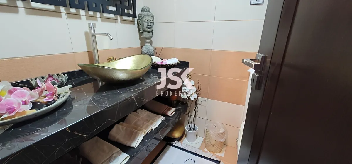 Apartment for Sale in Ballouneh, Lebanon