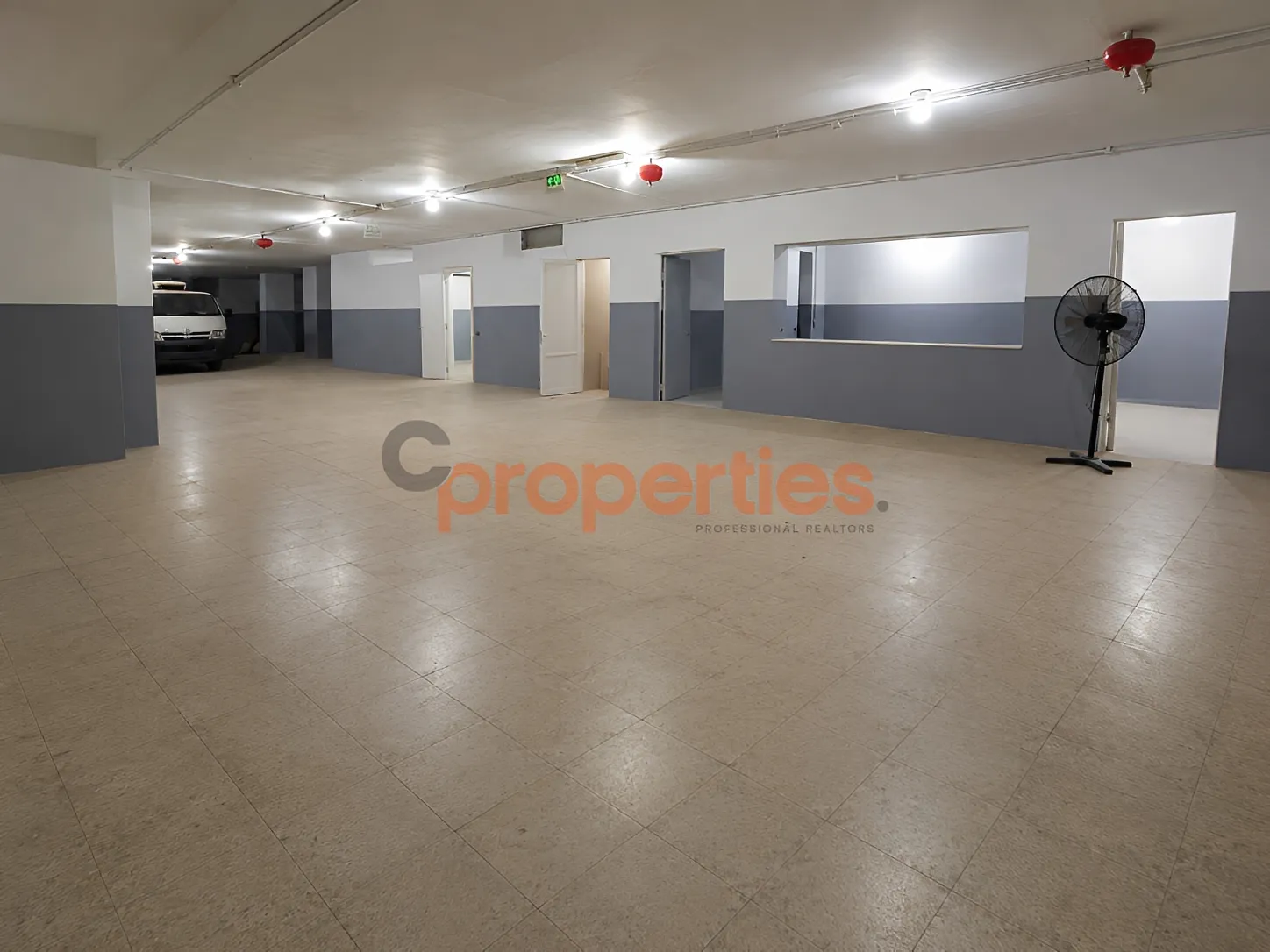 Warehouse for Rent in Jnah