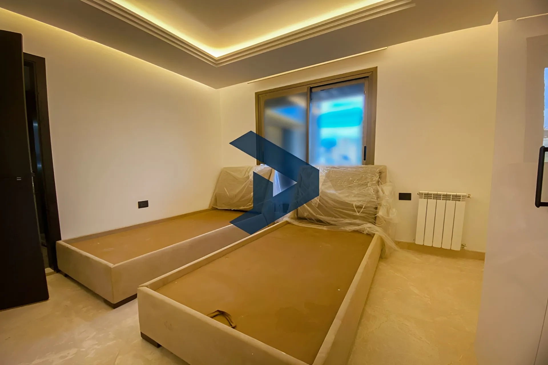 Apartment for sale in Raoucheh, Beirut, Lebanon