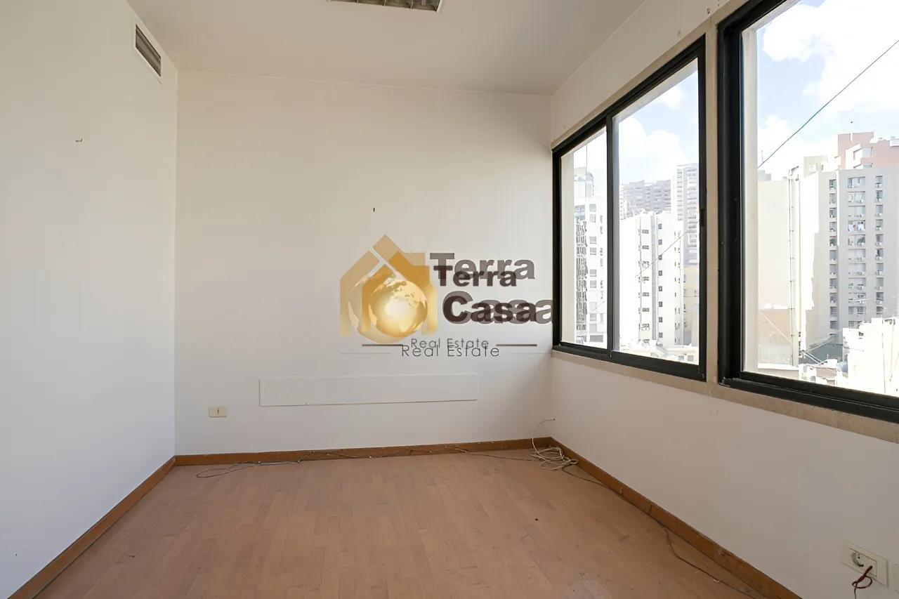 Office for sale in Achrafieh