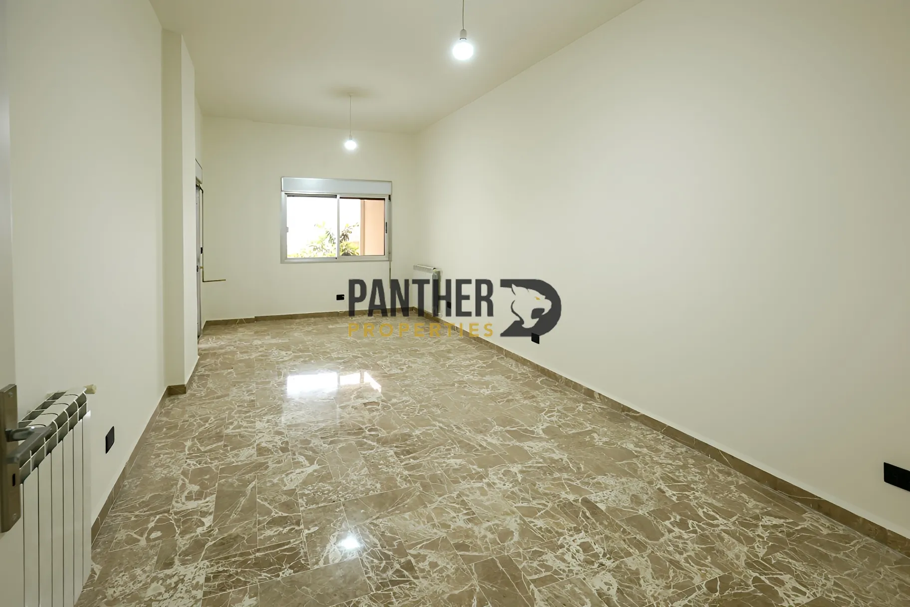 Apartment for sale in Mazraat Yachoua, Lebanon - 2 bed, 2 bath