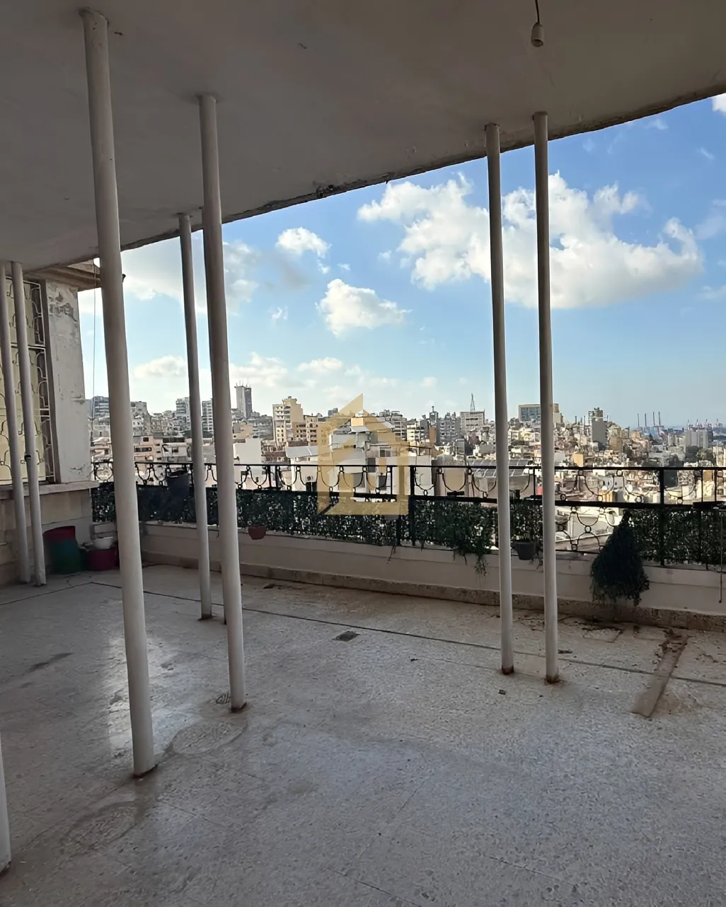 Apartment for rent in Achrafieh, Beirut, Lebanon - 3 bed, 3 bath