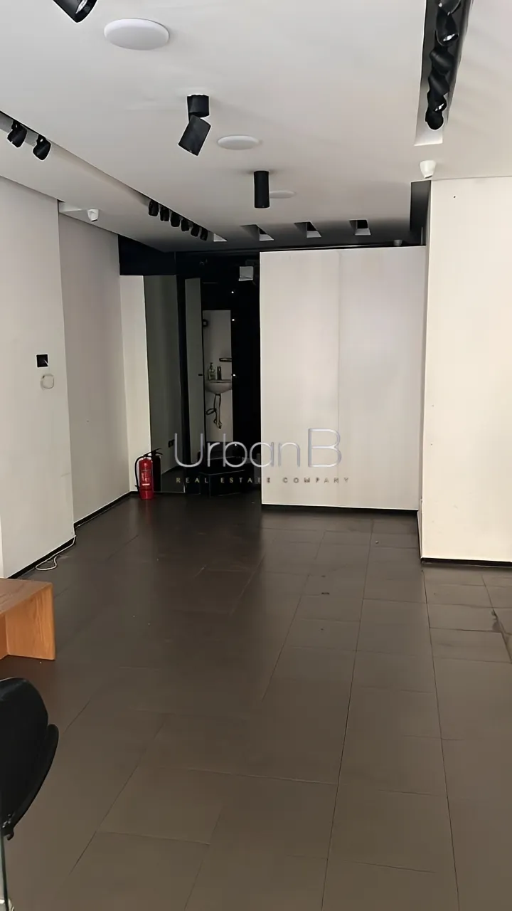 Shop for rent in Zahrat El Ihsan