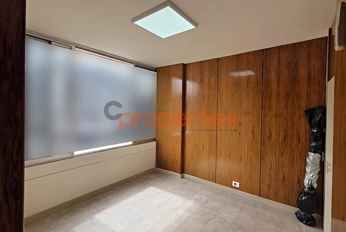 Office for rent in Jal El Dib