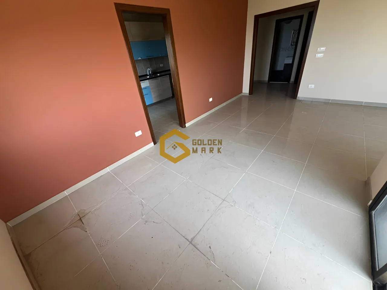 Apartment for Sale in Bouar - 3 bed, 2 bath