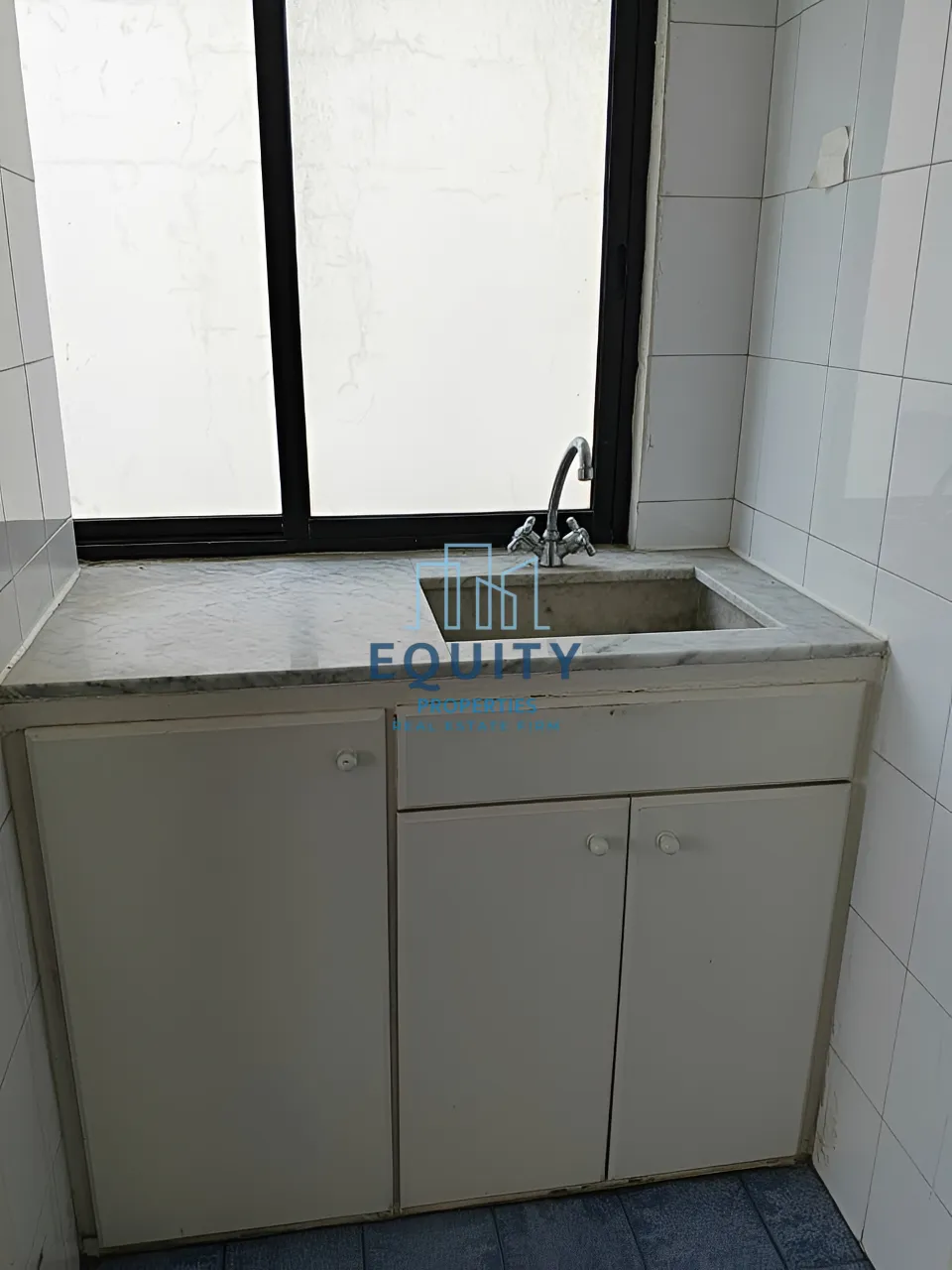 Office for rent in Fanar