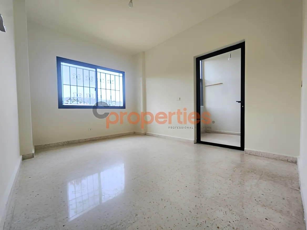 Apartment for Sale in Aamchit