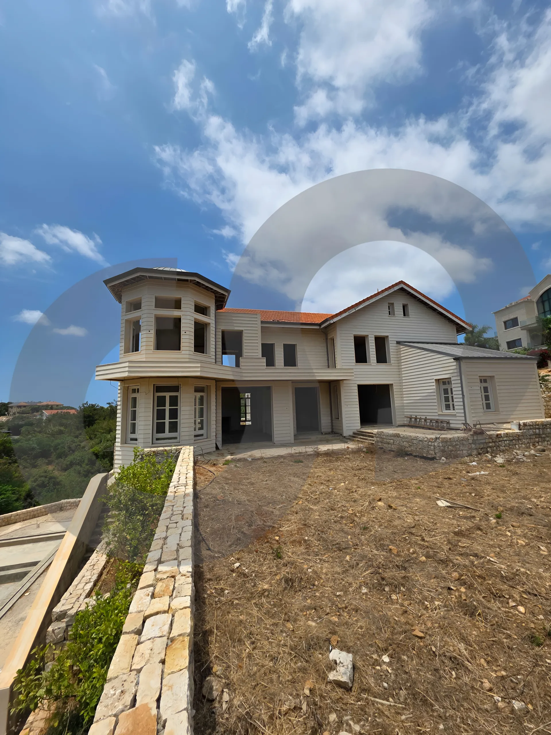 Villa for Sale in Mechref - 4 bed, 7 bath