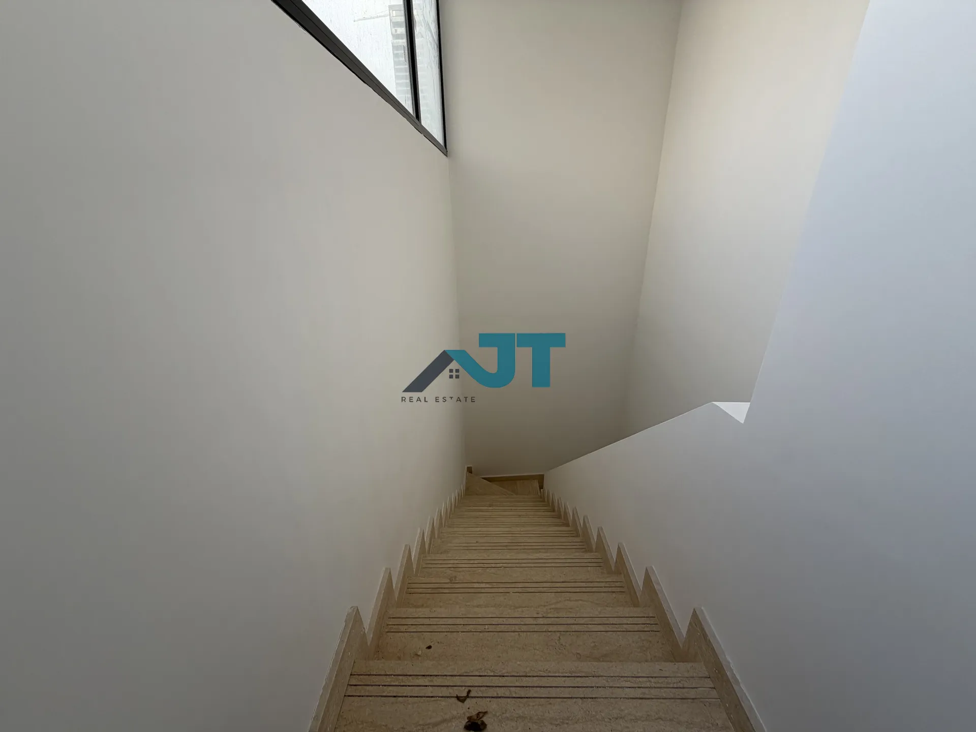 Loft for sale in Gemmayzeh, beirut, lebanon