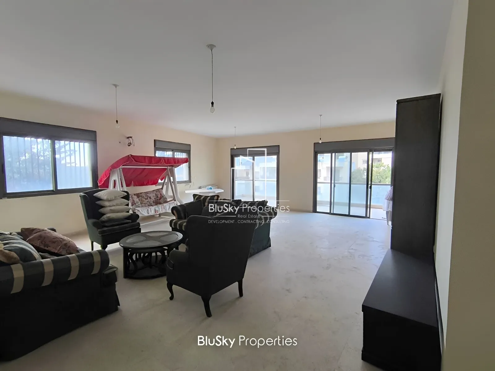 Apartment for Sale in Mtayleb - 3 bed, 4 bath