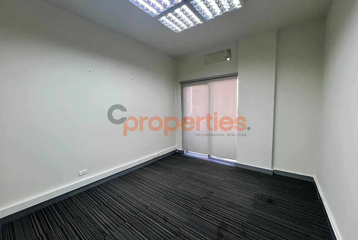 Office for Sale in Dekwaneh