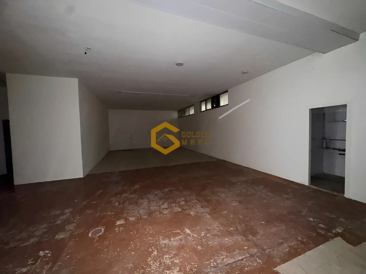 Shop for rent in Byblos
