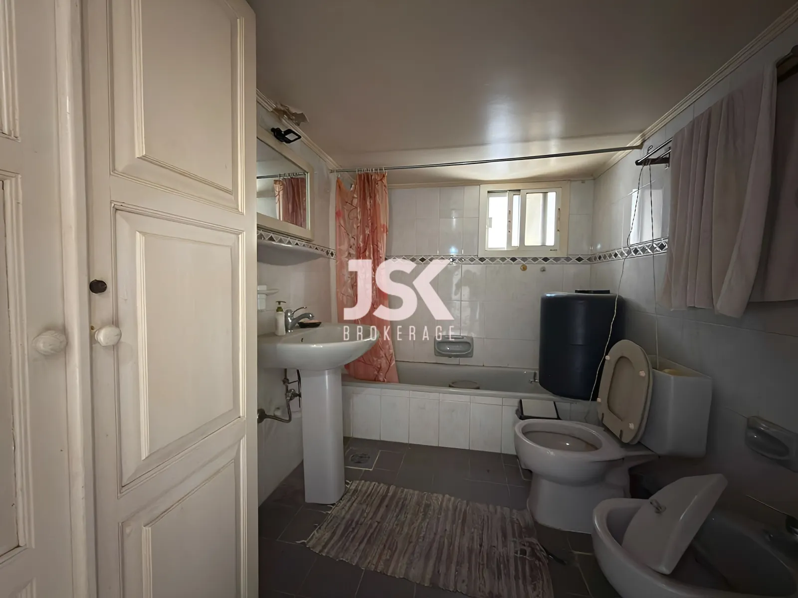 Apartment for Sale in Ain El Remmaneh