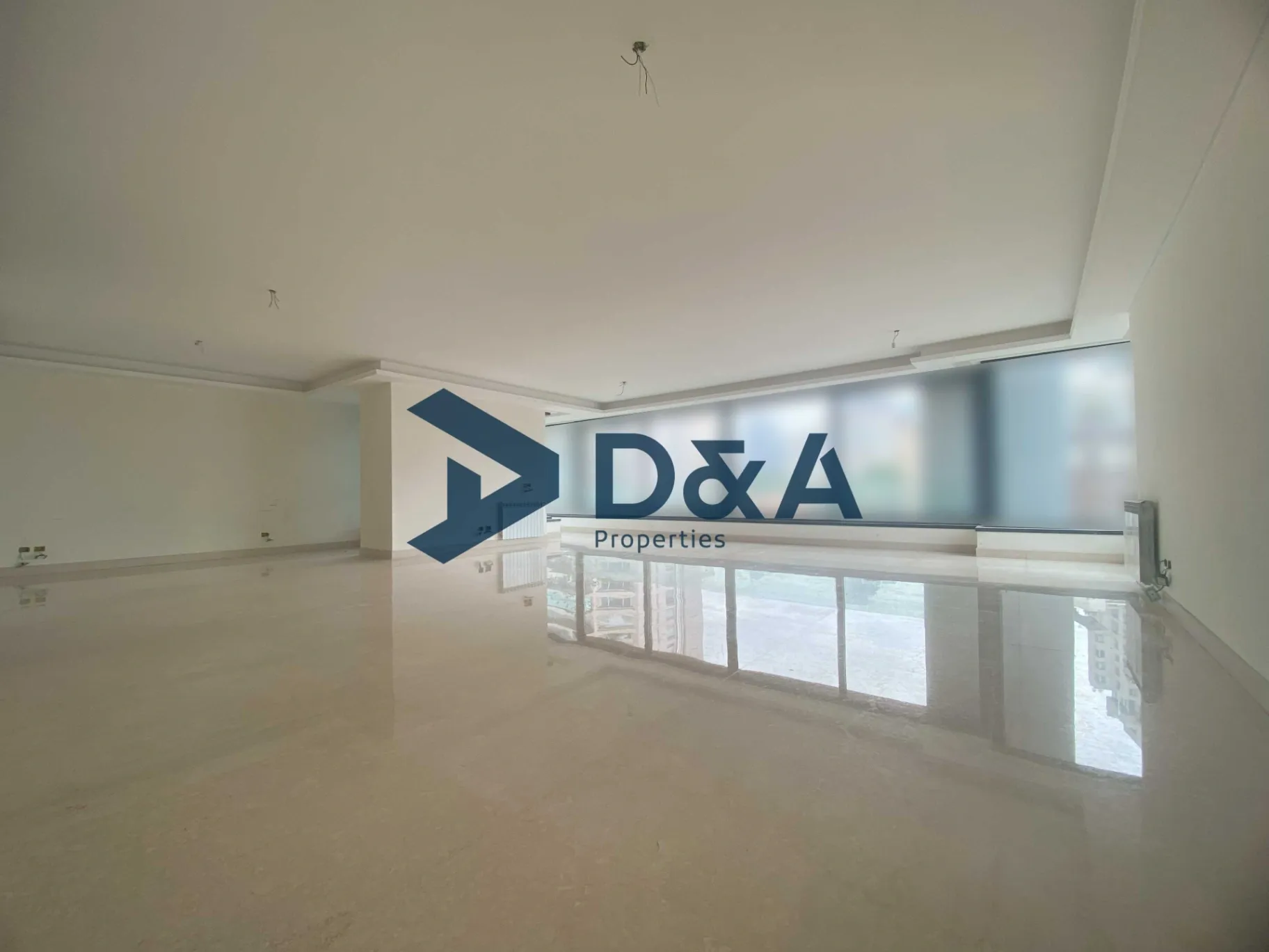 Apartment for rent in Clemenceau, Bayrut, Lebanon - 4 bed, 5 bath