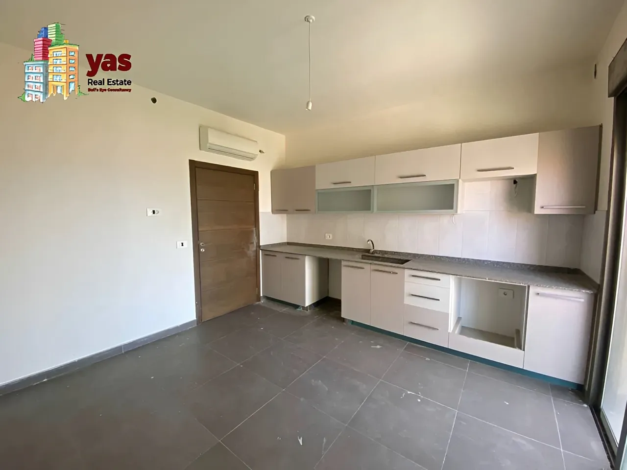 Apartment for Sale in Haret Sakhr - 4 bed, 4 bath