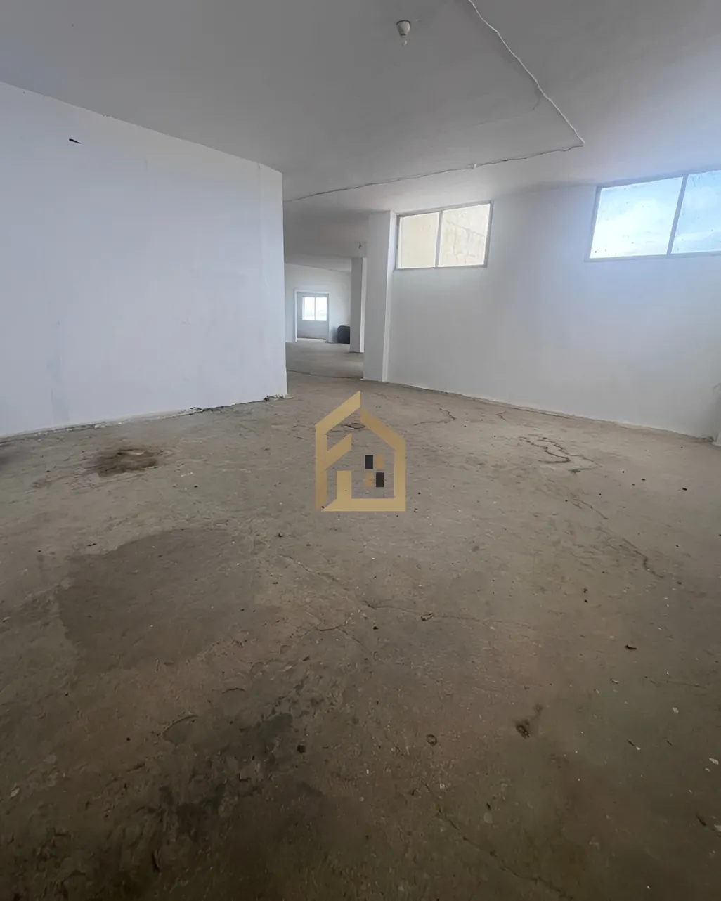 Commercial Commercial for rent in Dbayeh, Lebanon