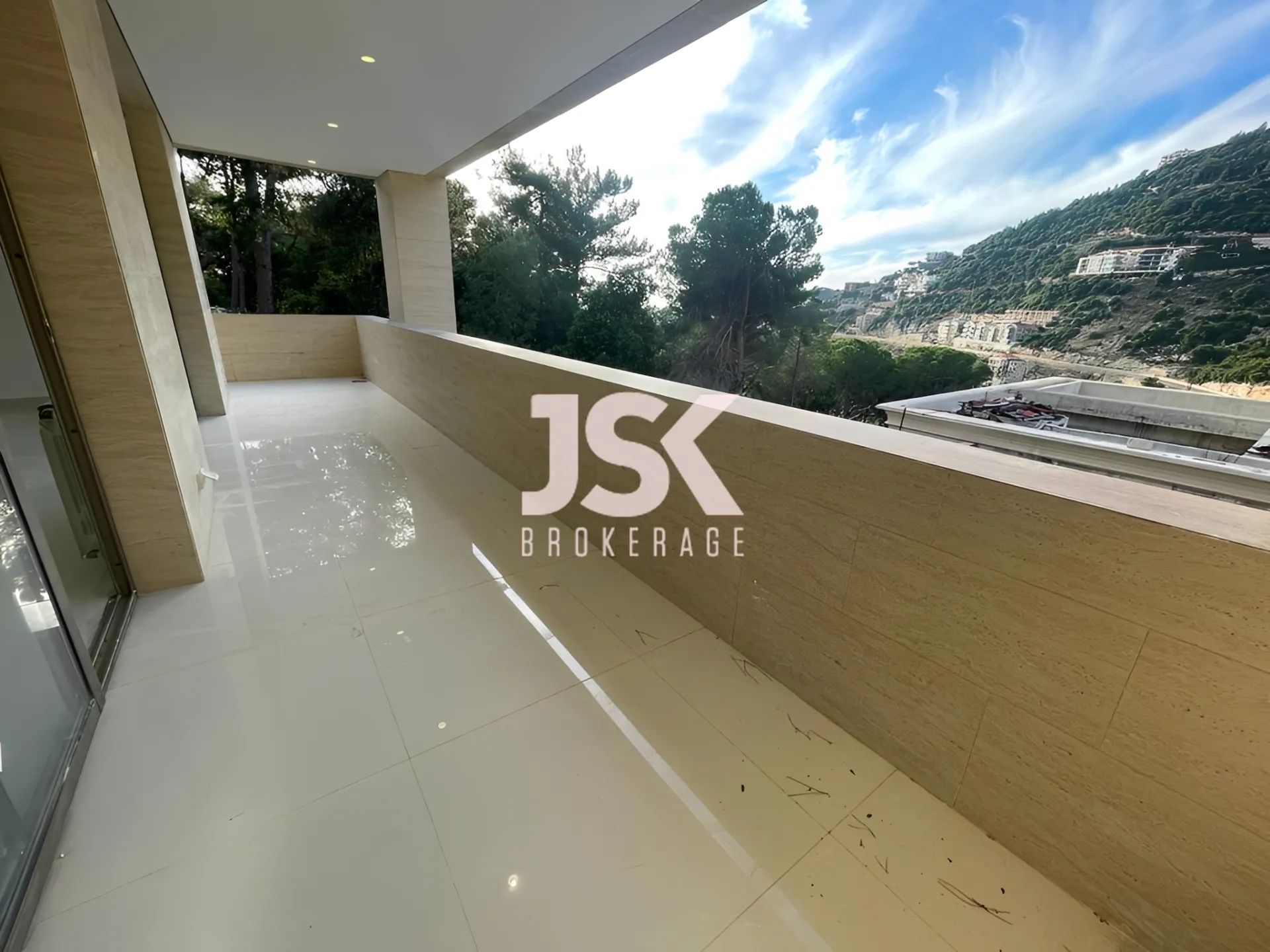 Apartment for Sale in Adma w Dafnah, Lebanon - 3 bed, 4 bath