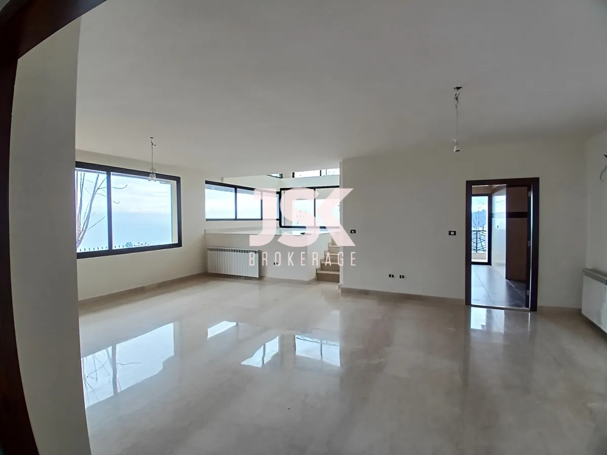 Apartment for Sale in Mazraat Yachoua, Lebanon
